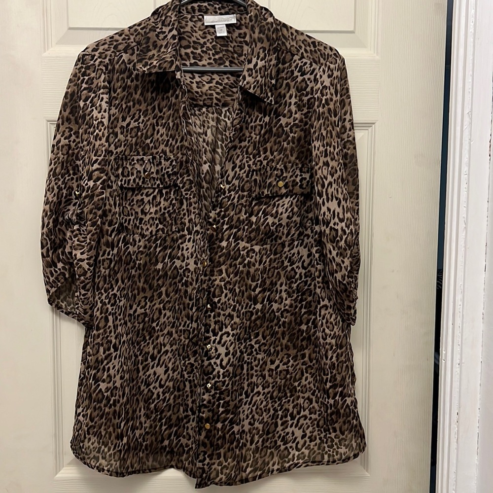 Dress barn leopard dress shirt